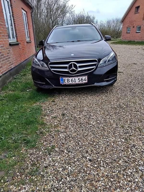 Sort Brugt 2014 Mercedes E200 Stationcar | 99.900 kr. (Fair pris) - Billede 1/4