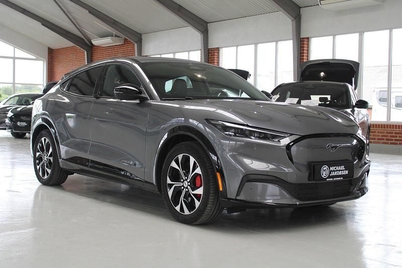 Koksmetal Brugt 2024 Ford Mustang Mach-E Extended Range SUV | 309.900 kr. (Fair pris) - Billede 1/4