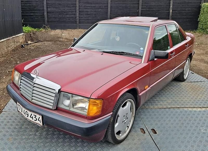 Brugt 1990 Mercedes 190 Sedan | 65.000 kr. - Billede 1/4