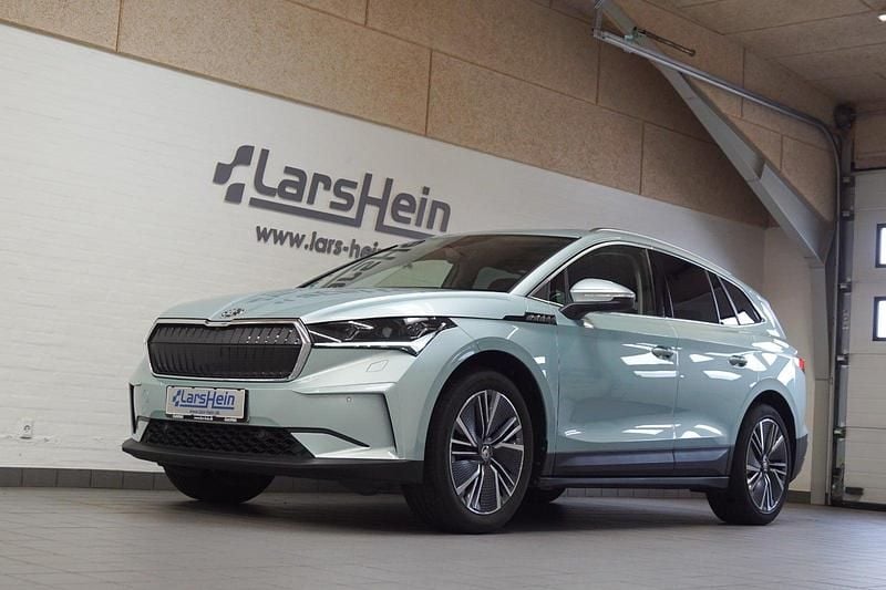 Sølvmetal Brugt 2023 Skoda Enyaq iV Lodge SUV | 304.800 kr. (Fair pris) - Billede 1/4