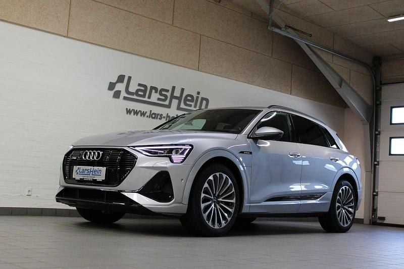 Sølvmetal Brugt 2022 Audi e-tron S-Line SUV | 434.800 kr. (Fair pris) - Billede 1/4
