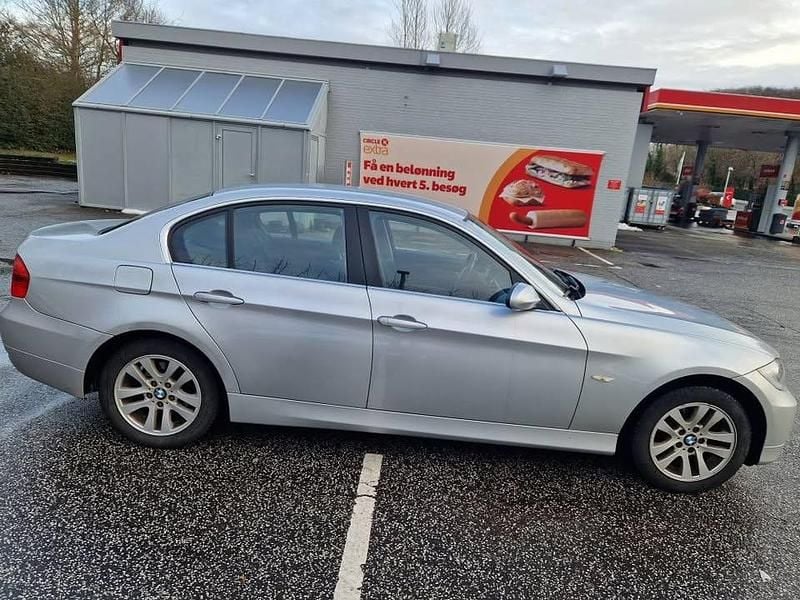 Brugt BMW 320 150 HK (110 kW) 2007 Sedan