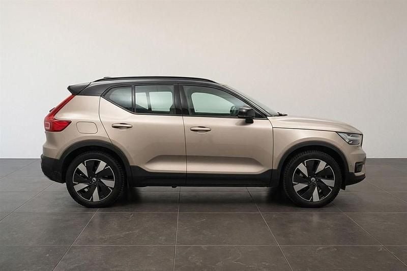 Brugt Volvo XC40 Core 185 kW (252 HK) 2023 Beige SUV