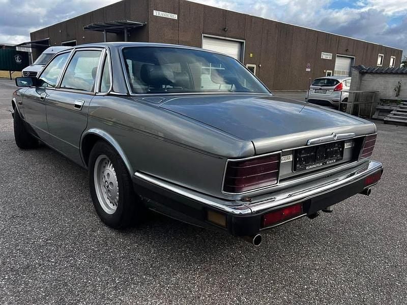Brugt Jaguar XJ40 Sovereign 1992 Sedan