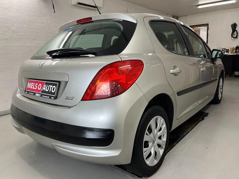Brugt Peugeot 207 Comfort plus 95 HK (69 kW) 2008 Sølvmetal Hatchback