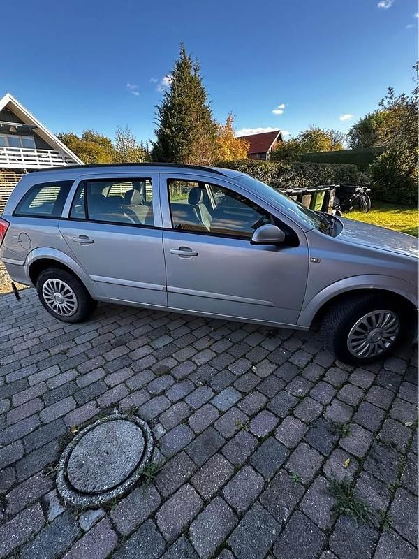 Brugt Opel Astra 105 HK (77 kW) 2007 Stationcar
