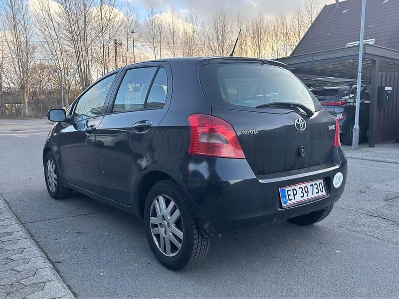 Brugt Toyota Yaris 90 HK (66 kW) 2006 Hatchback