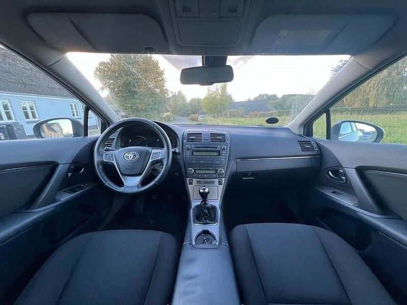 Brugt Toyota Avensis T2 147 HK (108 kW) 2010 Sedan