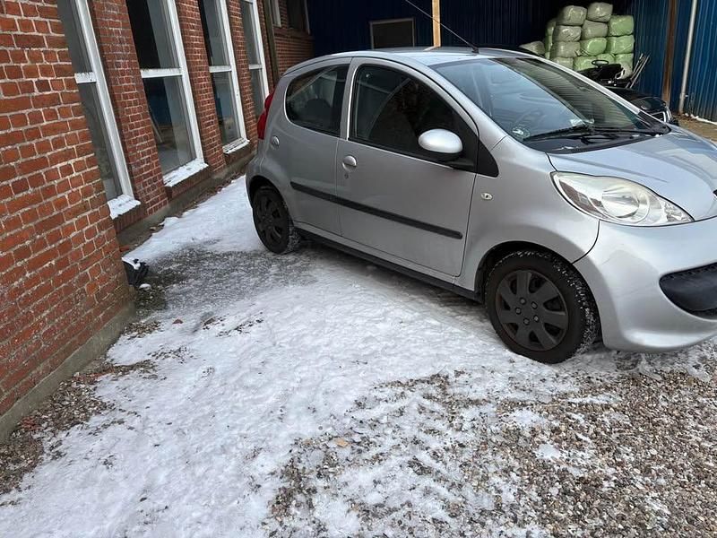 Brugt Peugeot 107 68 HK (50 kW) 2007 Hatchback