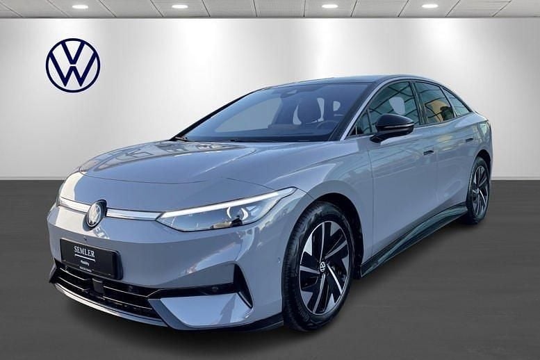 Grå Brugt 2025 VW ID.7 Style Hatchback | 459.900 kr. - Billede 1/4