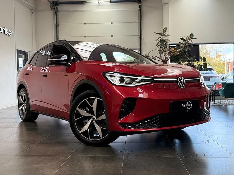Mørkrødmetal Ny 2025 VW ID.4 GTX SUV | 379.799 kr. (Fair pris) - Billede 1/4