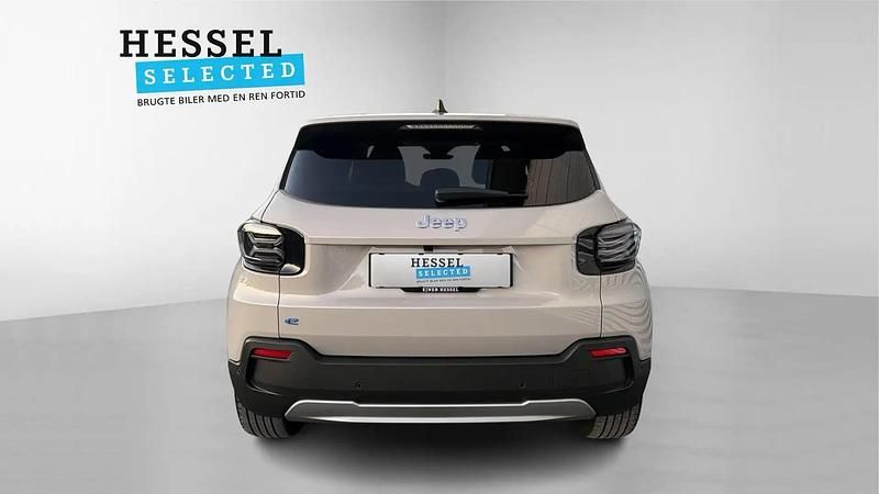 Brugt Jeep Avenger EV Summit 114 kW (156 HK) 2025 Stone SUV