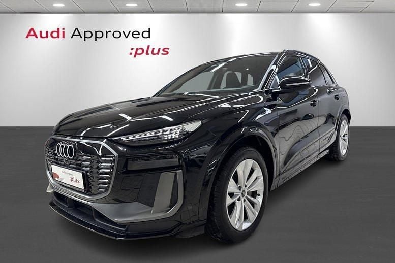 Sortmetal Brugt 2025 Audi Q6 e-tron Performance SUV | 669.900 kr. - Billede 1/4