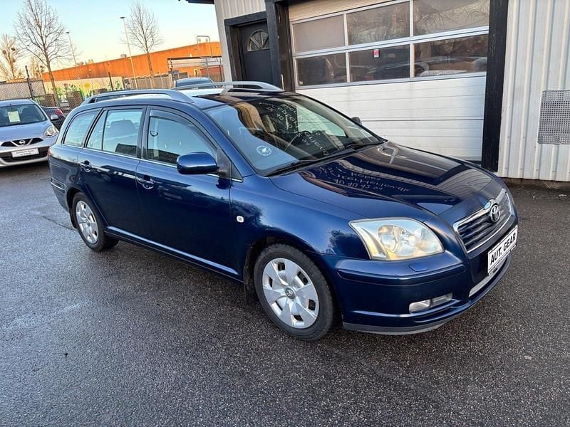 Brugt Toyota Avensis Sol 163 HK (119 kW) 2005 Mørkblåmetal Stationcar