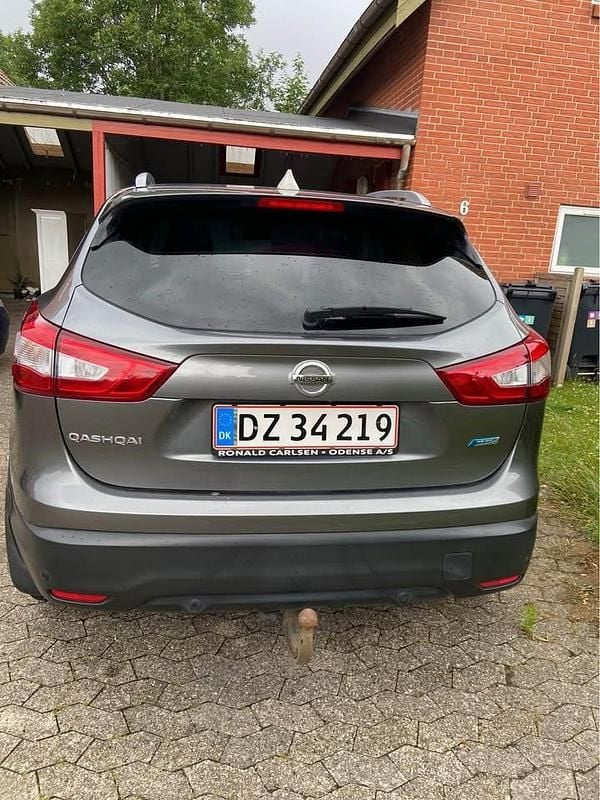 Brugt Nissan Qashqai Tekna 110 HK (80 kW) 2015 Grå SUV