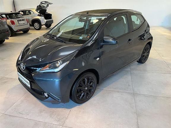Dark blue twinkle Brugt 2014 Toyota Aygo X-wave Sky Hatchback | 52.500 kr. (Fair pris) - Billede 1/4