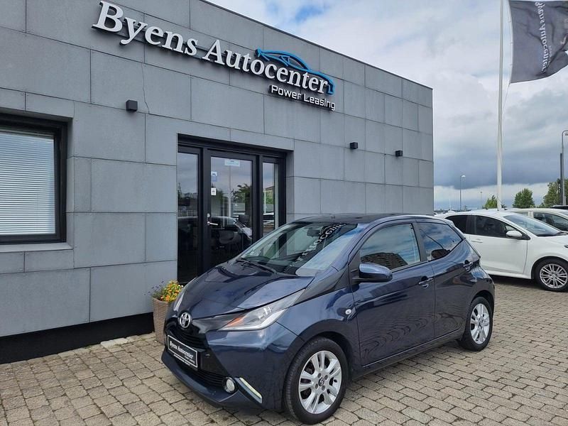 Mørkblå Brugt 2018 Toyota Aygo Hatchback | 69.900 kr. (Fair pris) - Billede 1/4