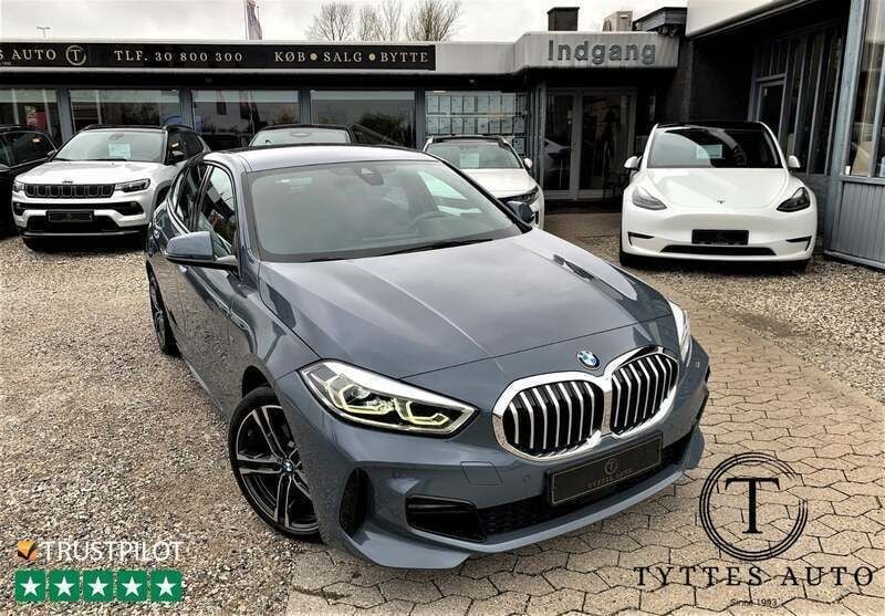 Grå Brugt 2019 BMW 118 M Sport Hatchback | 269.800 kr. - Billede 1/3