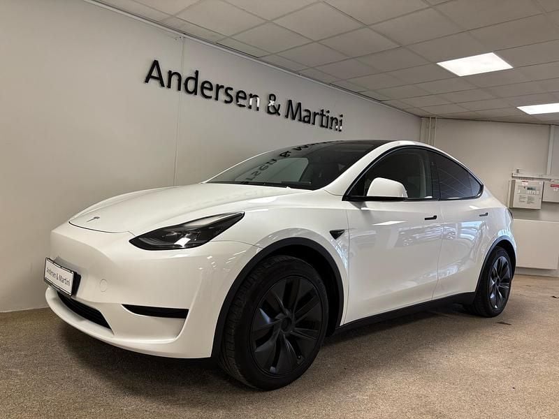 Brugt Tesla Model Y Long Range RWD 255 kW (347 HK) 2024 Hvidmetal SUV