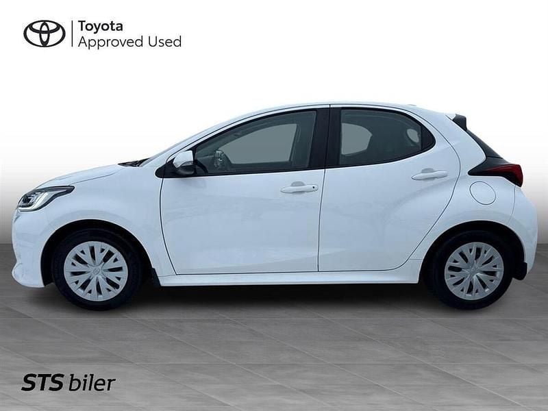 Brugt Toyota Yaris Hybrid Active 116 HK (85 kW) 2023 Pure white Hatchback
