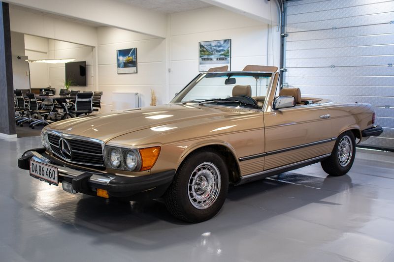 Guld Brugt 1983 Mercedes SL380 | 349.900 kr. - Billede 1/4