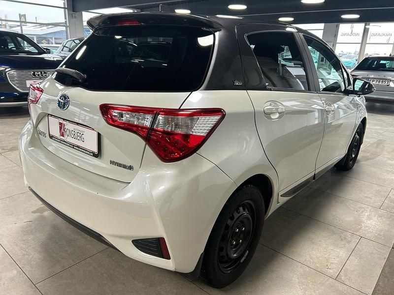 Brugt Toyota Yaris Hybrid H3 100 HK (73 kW) 2019 Grå Hatchback