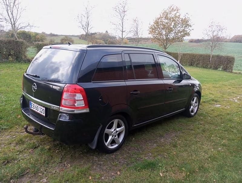 Brugt Opel Zafira 120 HK (88 kW) 2008 MPV