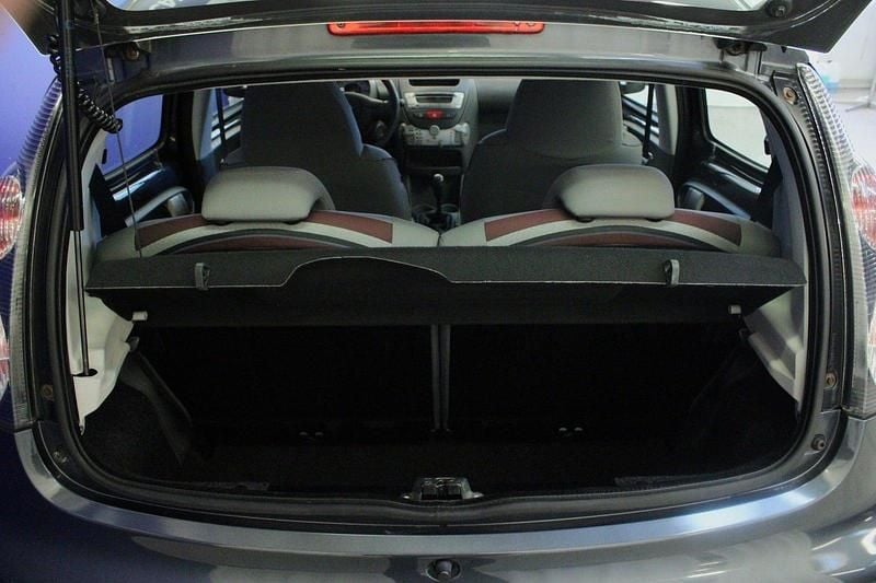 Brugt Citroën C1 Attraction 68 HK (50 kW) 2012 Koksmetal Hatchback