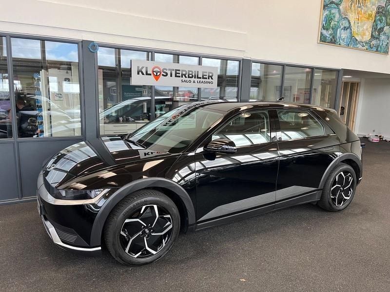 Sort Brugt 2024 Hyundai Ioniq 5 Essential SUV | 264.700 kr. (Fair pris) - Billede 1/4