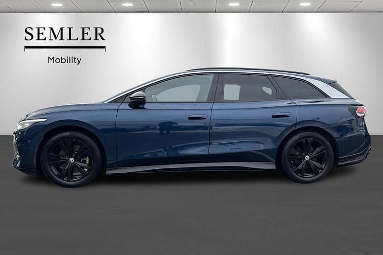 Brugt VW ID.7 Style 210 kW (286 HK) 2024 Mørkblåmetal Stationcar