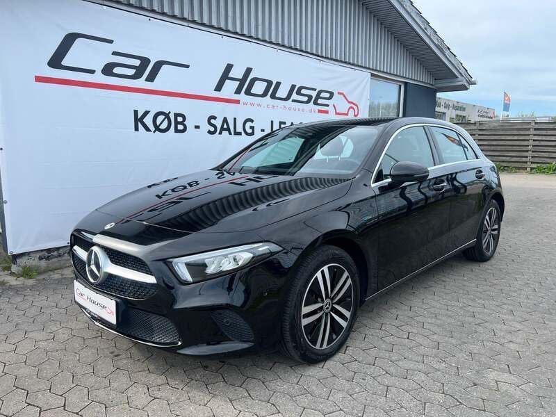 Sortmetal Brugt 2021 Mercedes A250 Advantage Hatchback | 269.900 kr. (God pris) - Billede 1/4