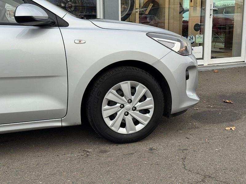 Brugt Kia Rio Base 84 HK (61 kW) 2020 Sølvmetal Hatchback