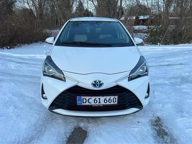 Brugt Toyota Yaris Hybrid 100 HK (73 kW) 2017 Hatchback