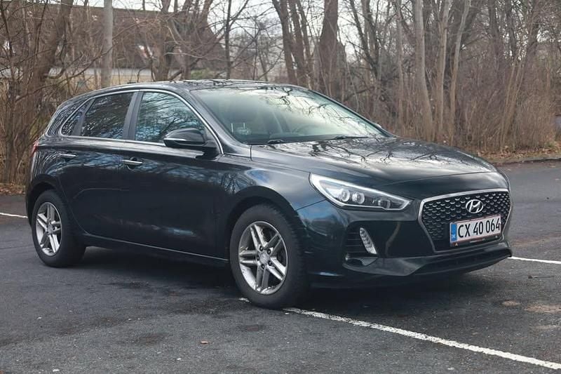 Brugt Hyundai i30 Premium 120 HK (88 kW) 2017 Sort Hatchback