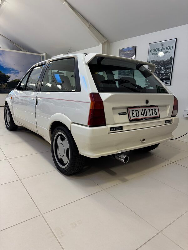 Hvid Brugt 1989 Citroën AX Hatchback | 95.000 kr. - Billede 1/4