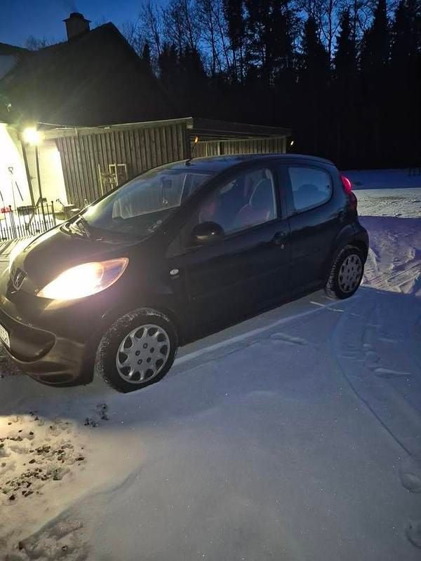 Brugt Peugeot 107 68 HK (50 kW) 2007 Hatchback