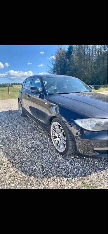 Brugt 2011 BMW 118 Hatchback | 39.900 kr. (Fair pris) - Billede 1/4