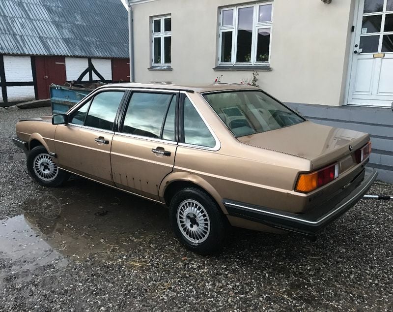 Guld Brugt 1982 VW Passat | 15.000 kr. - Billede 1/4