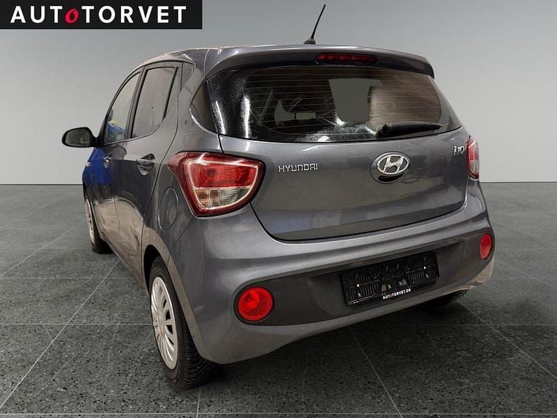 Brugt Hyundai i10 Trend 66 HK (48 kW) 2017 Koksmetal Hatchback