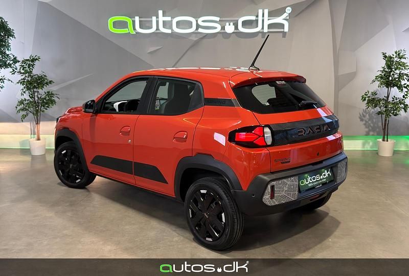 Brugt Dacia Spring Extreme 47 kW (65 HK) 2024 Orangemetal Hatchback