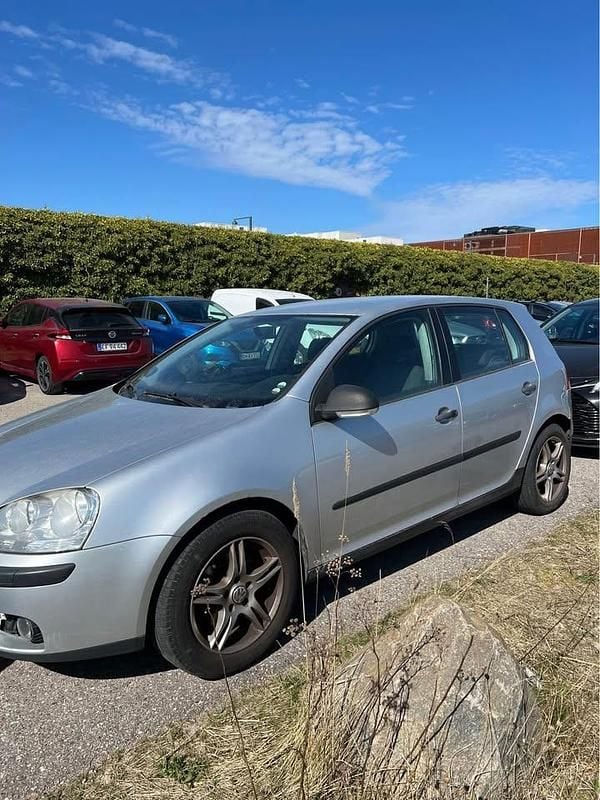 Grå Brugt 2007 VW Golf V Hatchback | 25.000 kr. - Billede 1/4