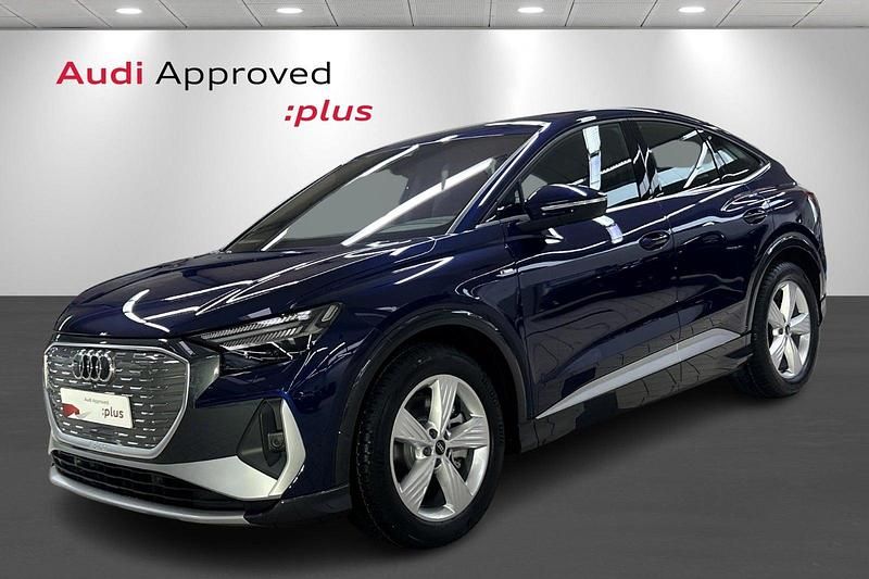 Mørkblåmetal Brugt 2025 Audi Q4 Sportback e-tron SUV | 424.900 kr. (Dyr) - Billede 1/4