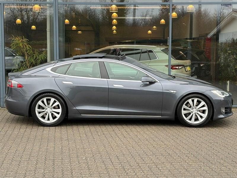Brugt Tesla Model S 55 kW (75 HK) 2016 Gråmetal Hatchback