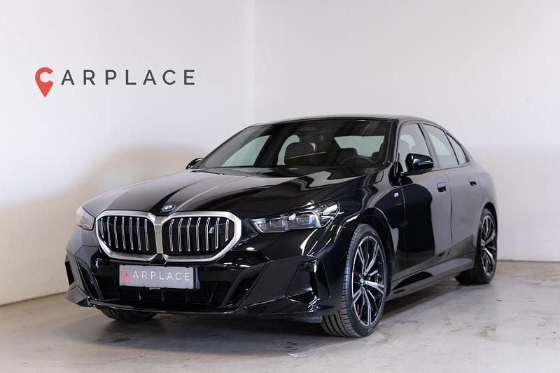 Sortmetal Brugt 2023 BMW i5 M Sport Sedan | 499.900 kr. - Billede 1/4