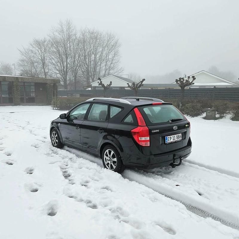 Brugt Kia Ceed 115 HK (84 kW) 2011 Hatchback