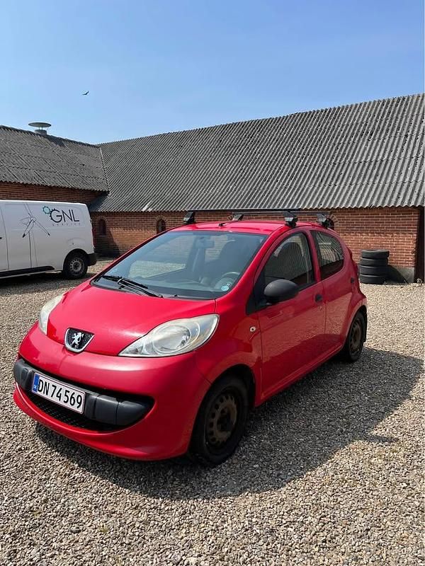 Brugt Peugeot 107 68 HK (50 kW) 2008 Hatchback