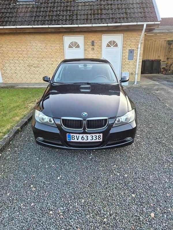 Brugt BMW 318 129 HK (94 kW) 2007