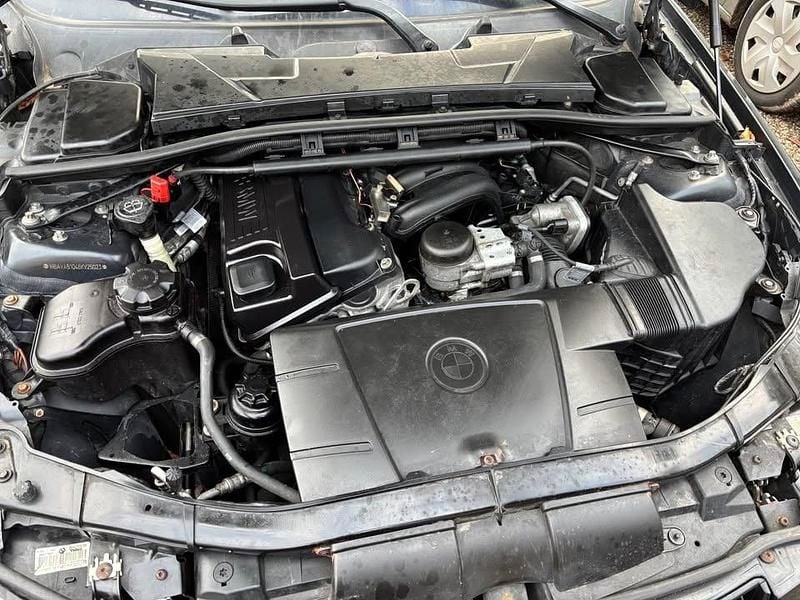 Brugt BMW 318 129 HK (94 kW) 2006 Sedan