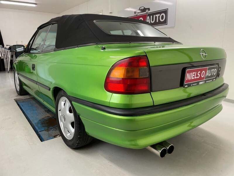 Brugt Opel Astra Cabriolet 116 HK (85 kW) 1997 Lysgrønmetal Cabriolet