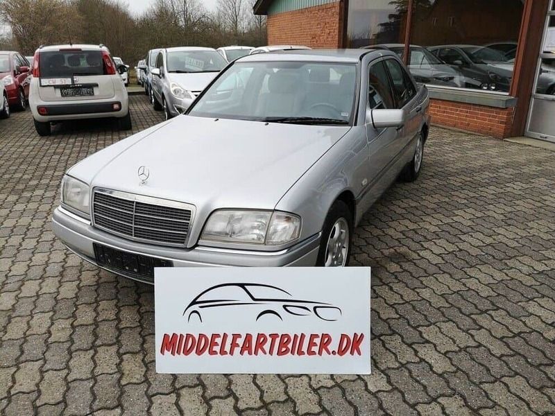 N/a Brugt 1995 Mercedes C220 Elegance Sedan | 39.980 kr. - Billede 1/4